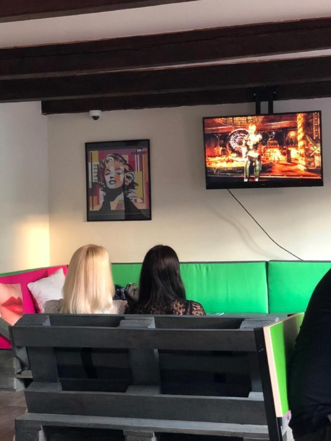 Lucky Hostel На Крещатике Kiev Eksteriør bilde