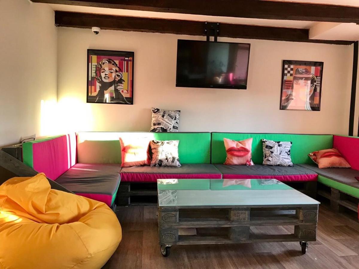 Lucky Hostel На Крещатике Kiev Eksteriør bilde